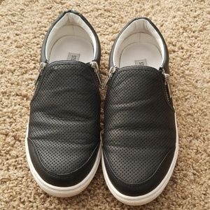 Steve Madden sneakers